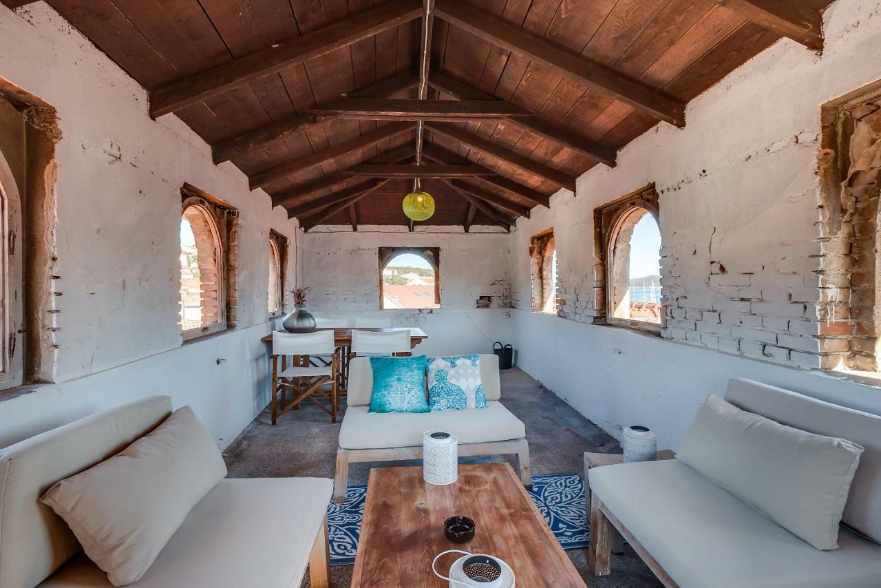 Apartments Argemonia Mali Losinj Exterior photo